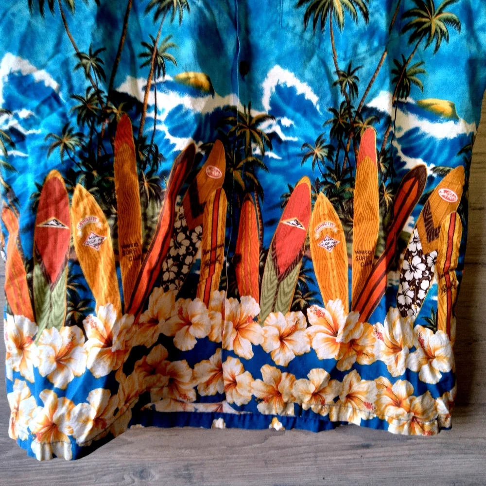 Vintage Hawaii Surf Graphic Button Down Shirt. Perfect!_2